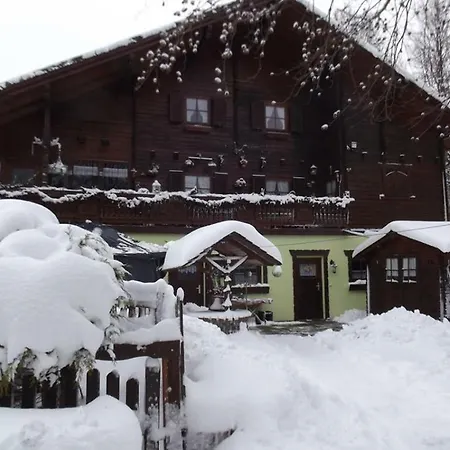 Uschi's Familienparadies 公寓